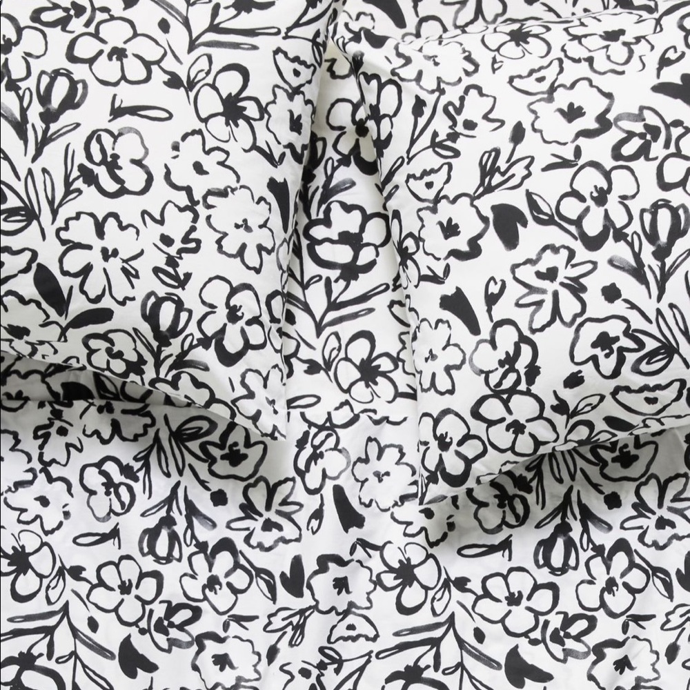 Anthropologie Florentina King pillowcase Set